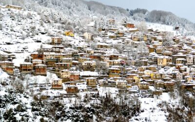 ΧΡΙΣΤΟΥΓΕΝΝΑ ΣΤΟ ΜΕΤΣΟΒΟ & ΤΗΝ ΠΙΝΔΟ, 4 ΗΜΕΡΕΣ